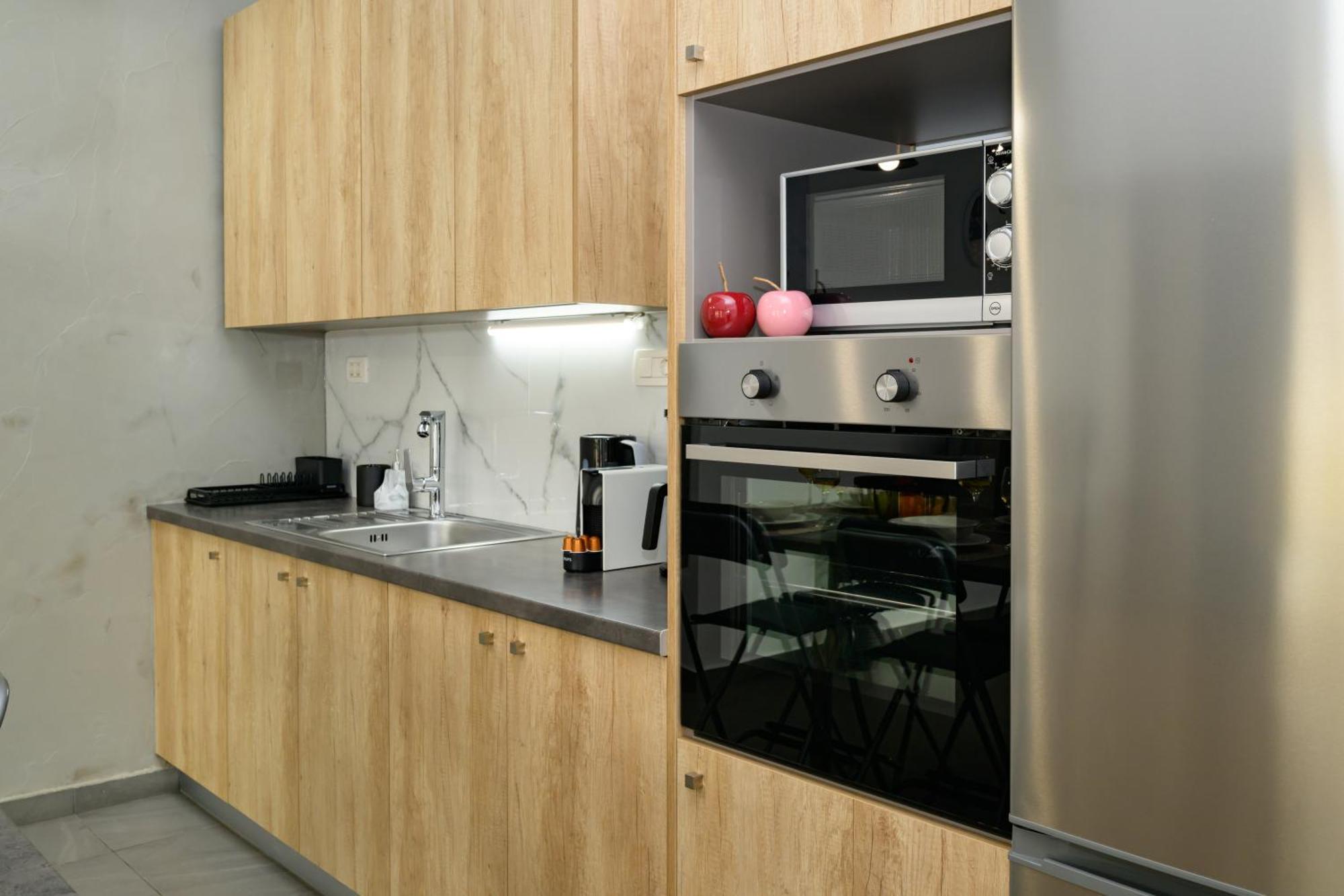 Modern Spacious Apartment กิสเซมอส ภายนอก รูปภาพ