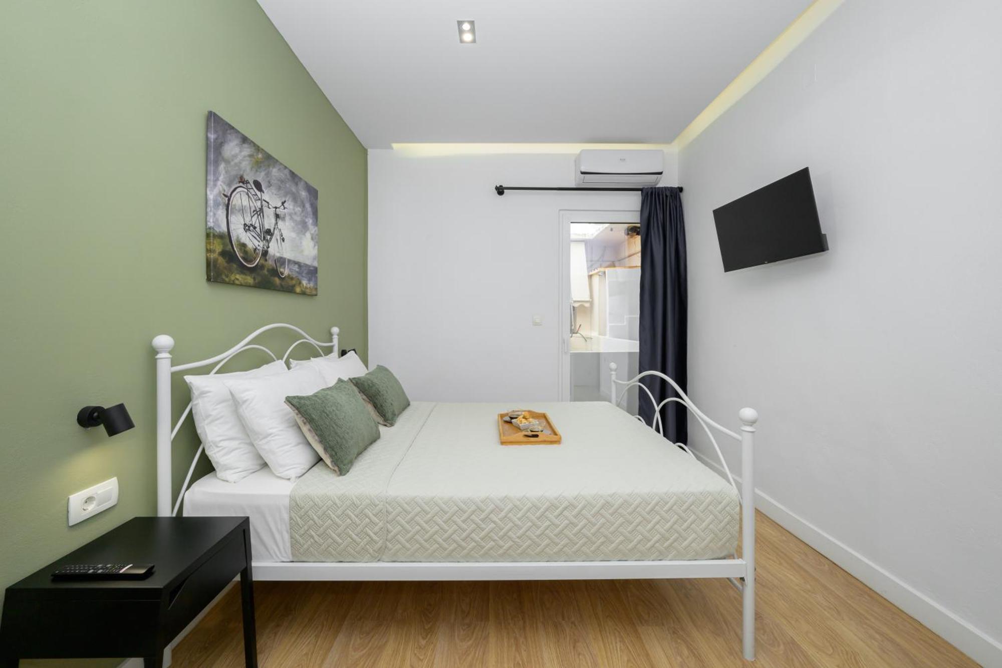 Modern Spacious Apartment กิสเซมอส ภายนอก รูปภาพ