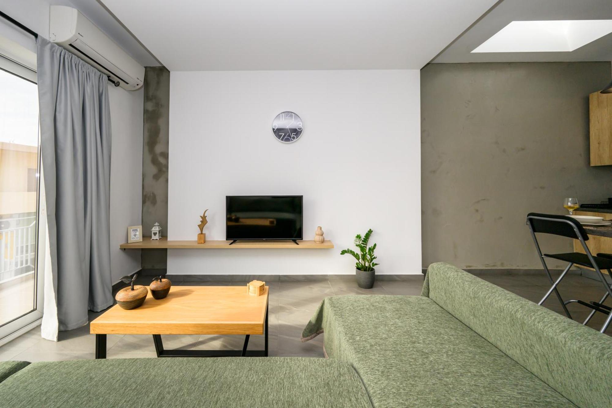 Modern Spacious Apartment กิสเซมอส ภายนอก รูปภาพ