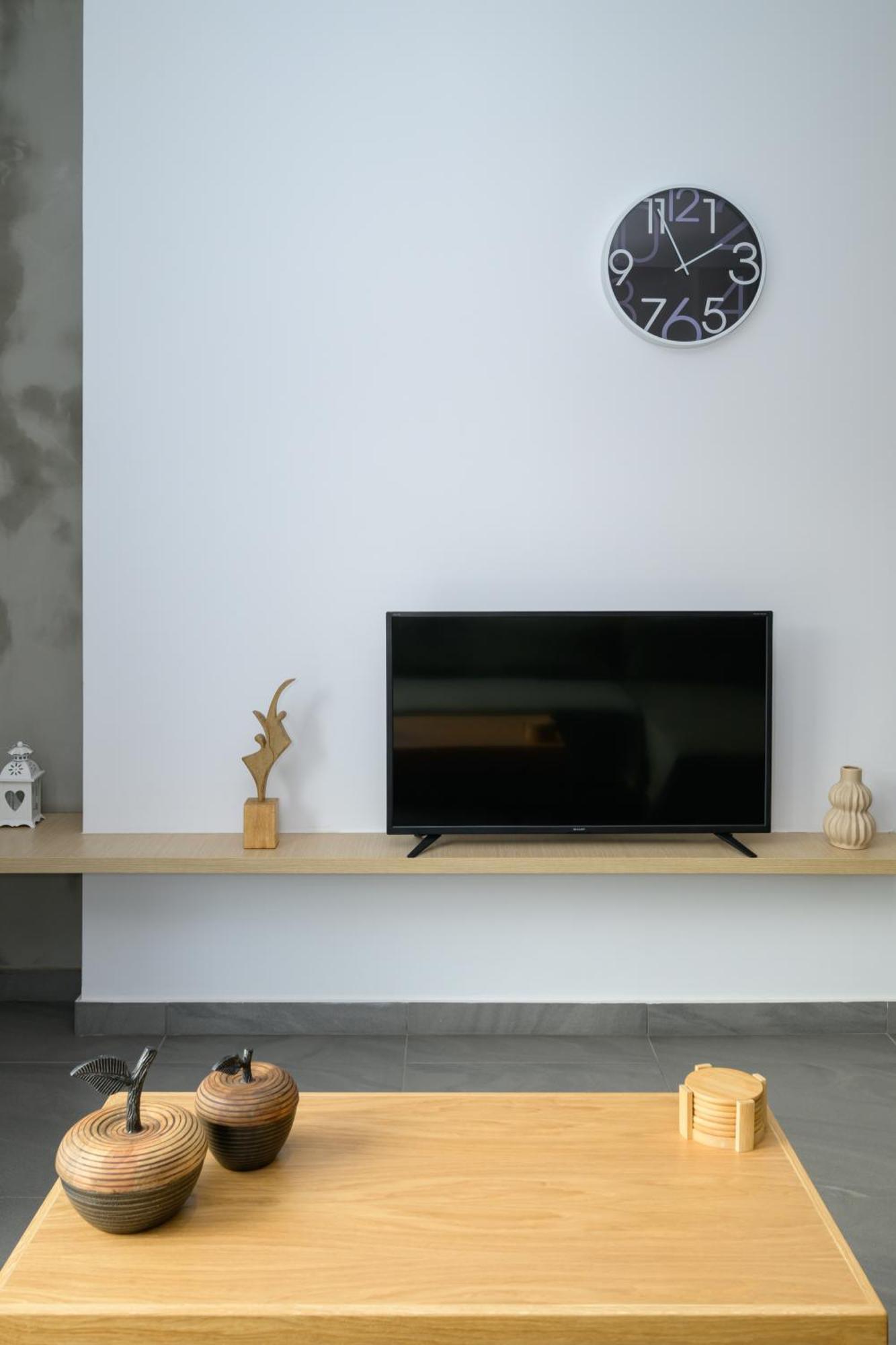Modern Spacious Apartment กิสเซมอส ภายนอก รูปภาพ